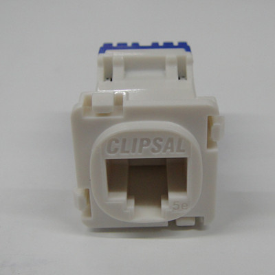 clipsal-cat5e-mech-white-30rj88sma5we