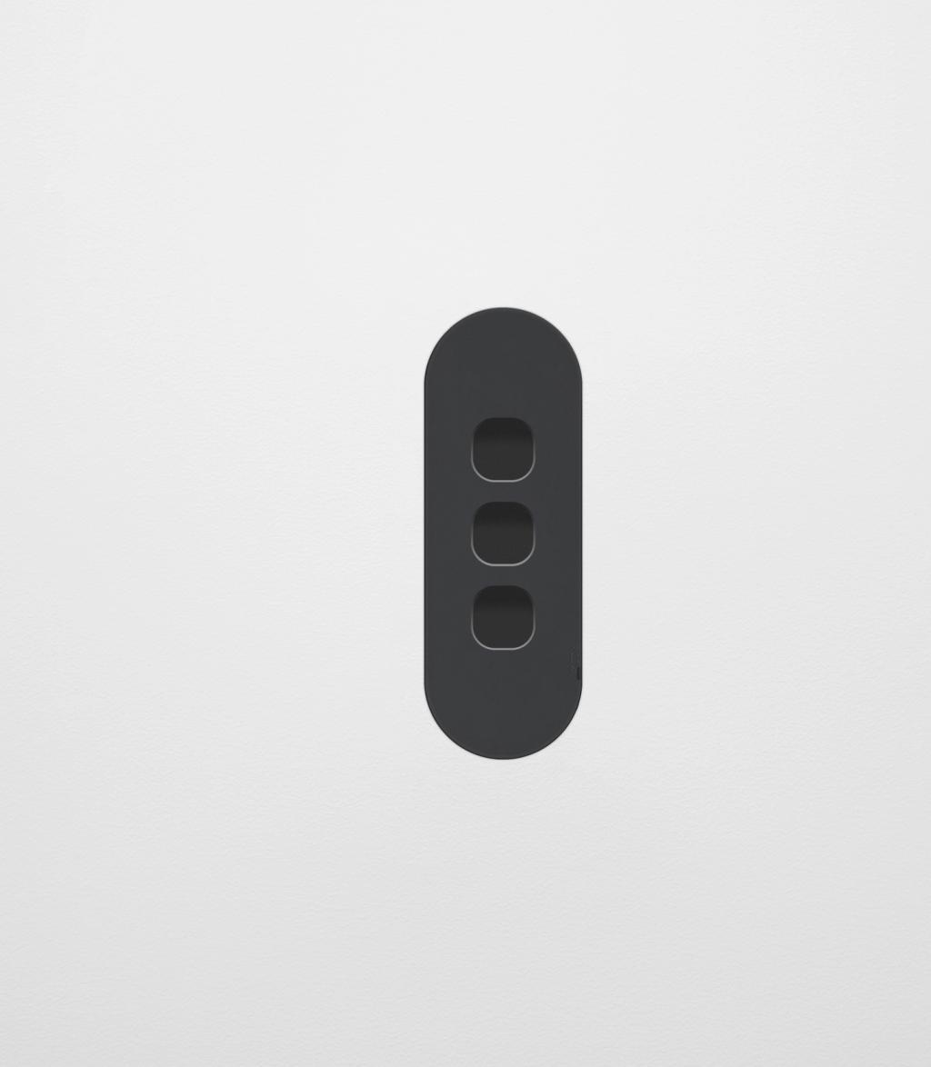 ZETR 3 Gang Switchgrid C Shape - BLACK - 13-3FC-B