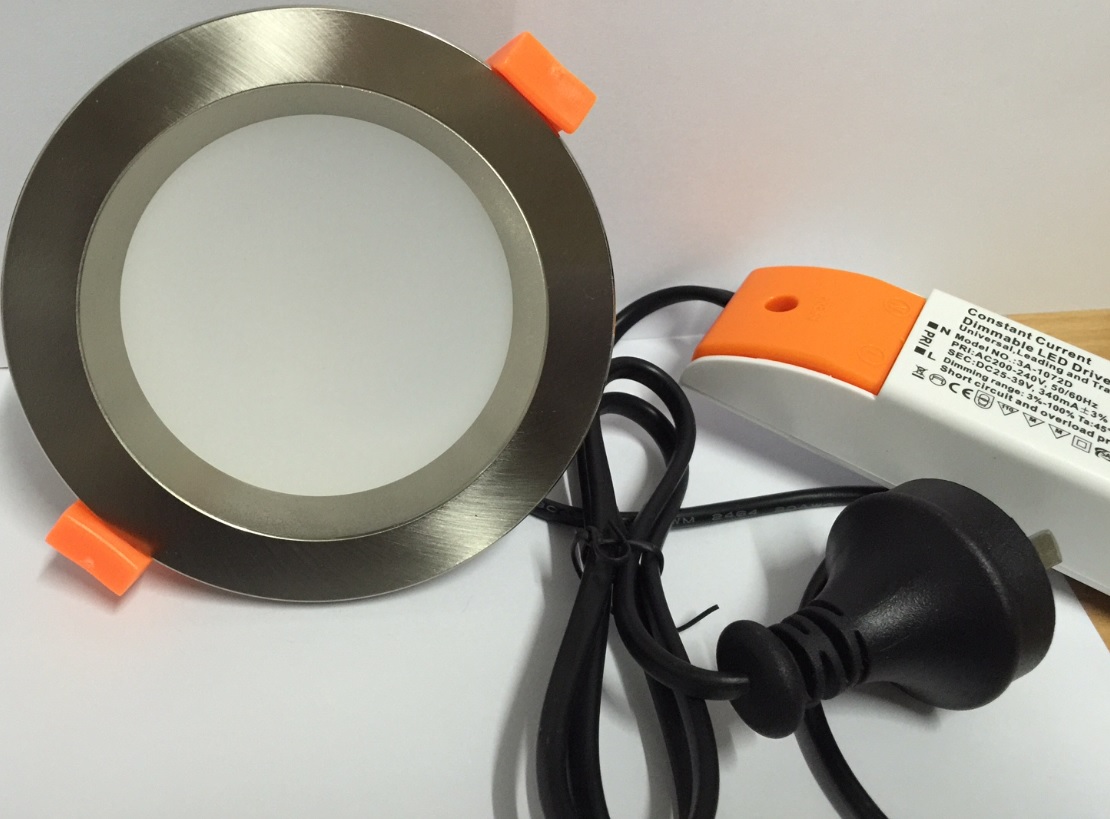 13w-samsung-dimmable-led-chip-tri-colour-led-downlight-kit-satin-chrome