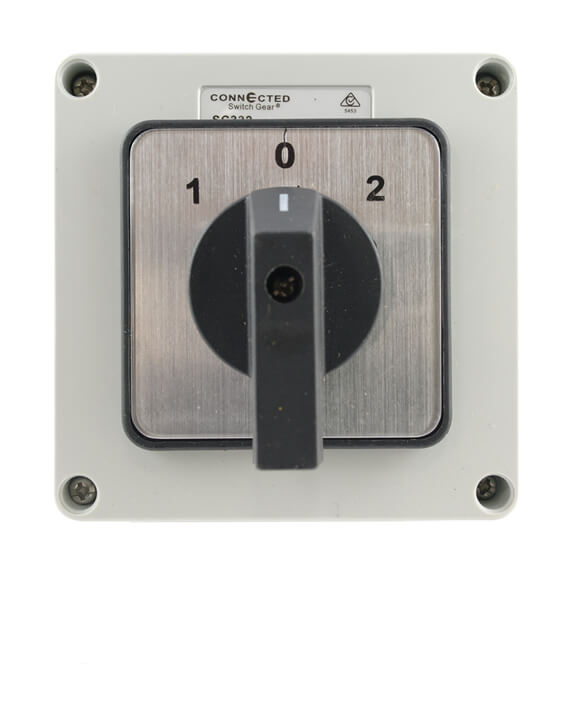 3 Pole 32 AMP, 3 POSITION CHANGE OVER SWITCH IP66 RATED - CONNECTED SWITCHGEAR